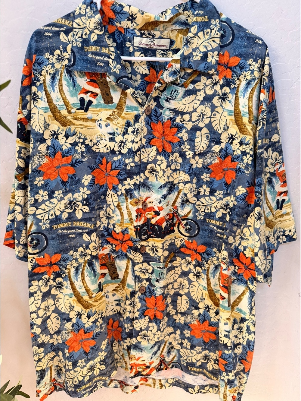 Tommy Bahama Men's XL Santa Claus Motorcycle Floral Silk Button Shirt